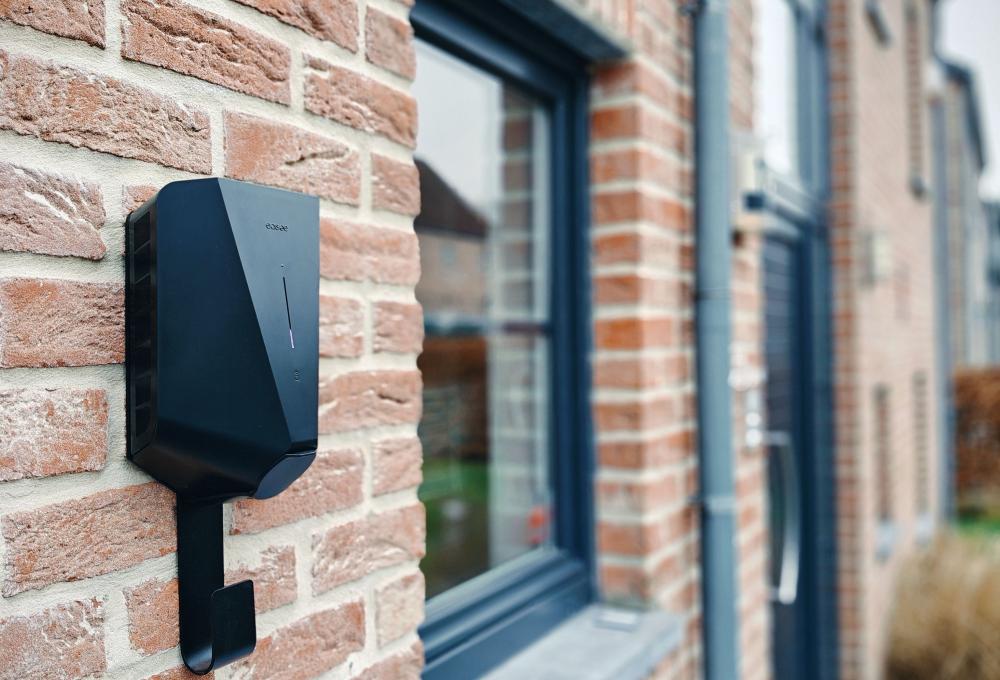 Borne ou prise renforcée